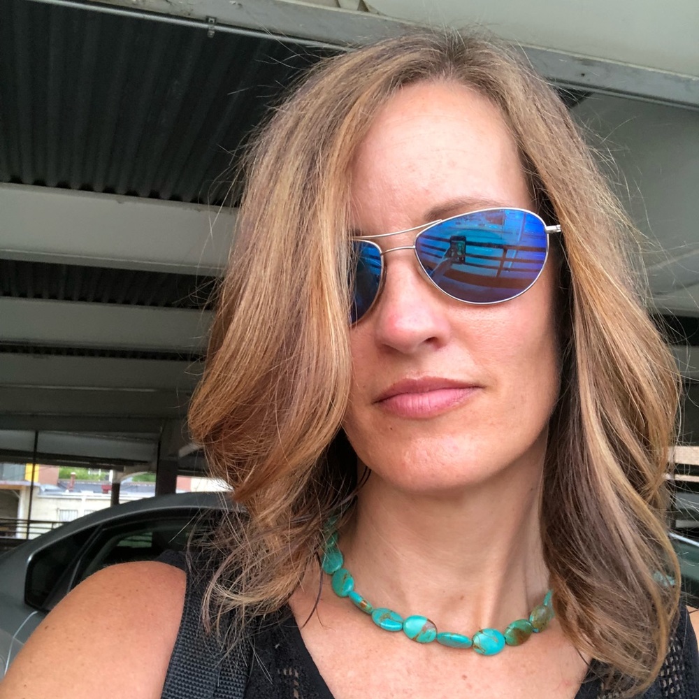 Meet your Posher, Christine